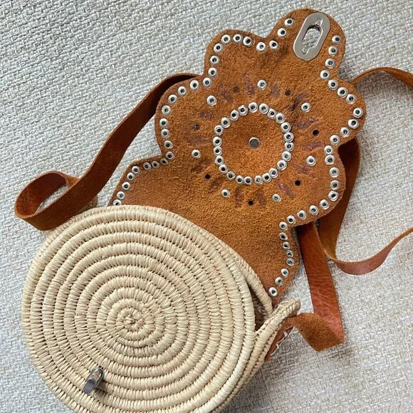 Moroccan crossbody bag Raffia crochet bag Round handbag Milk straw/brown leather - Picture 6 of 14